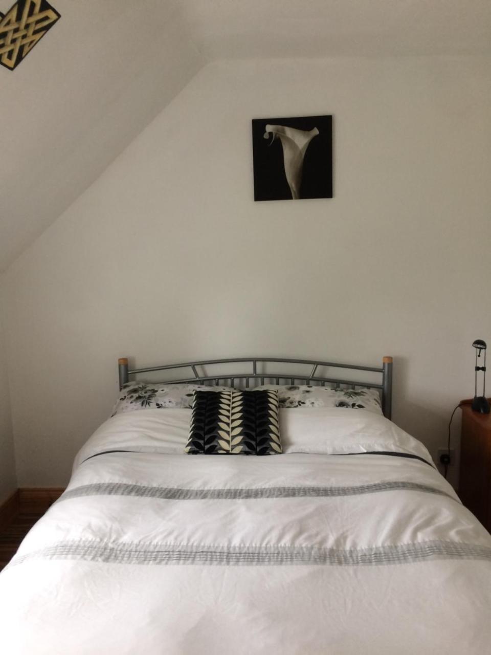 Donegal Town Independent Hostel Bagian luar foto